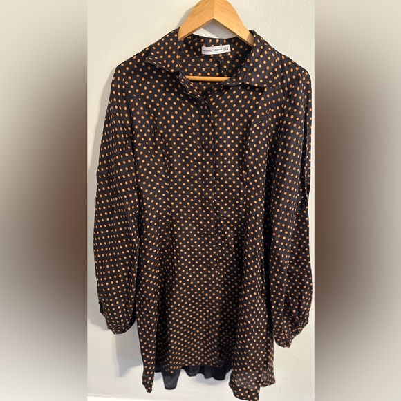 Rae Mini Dress in Ludovica Polka Dot. - Picture 5 of 6